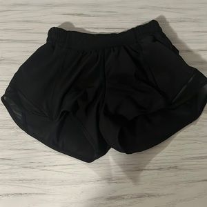 lululemon hotty hot-low rise shorts in size 2 and length 2.5